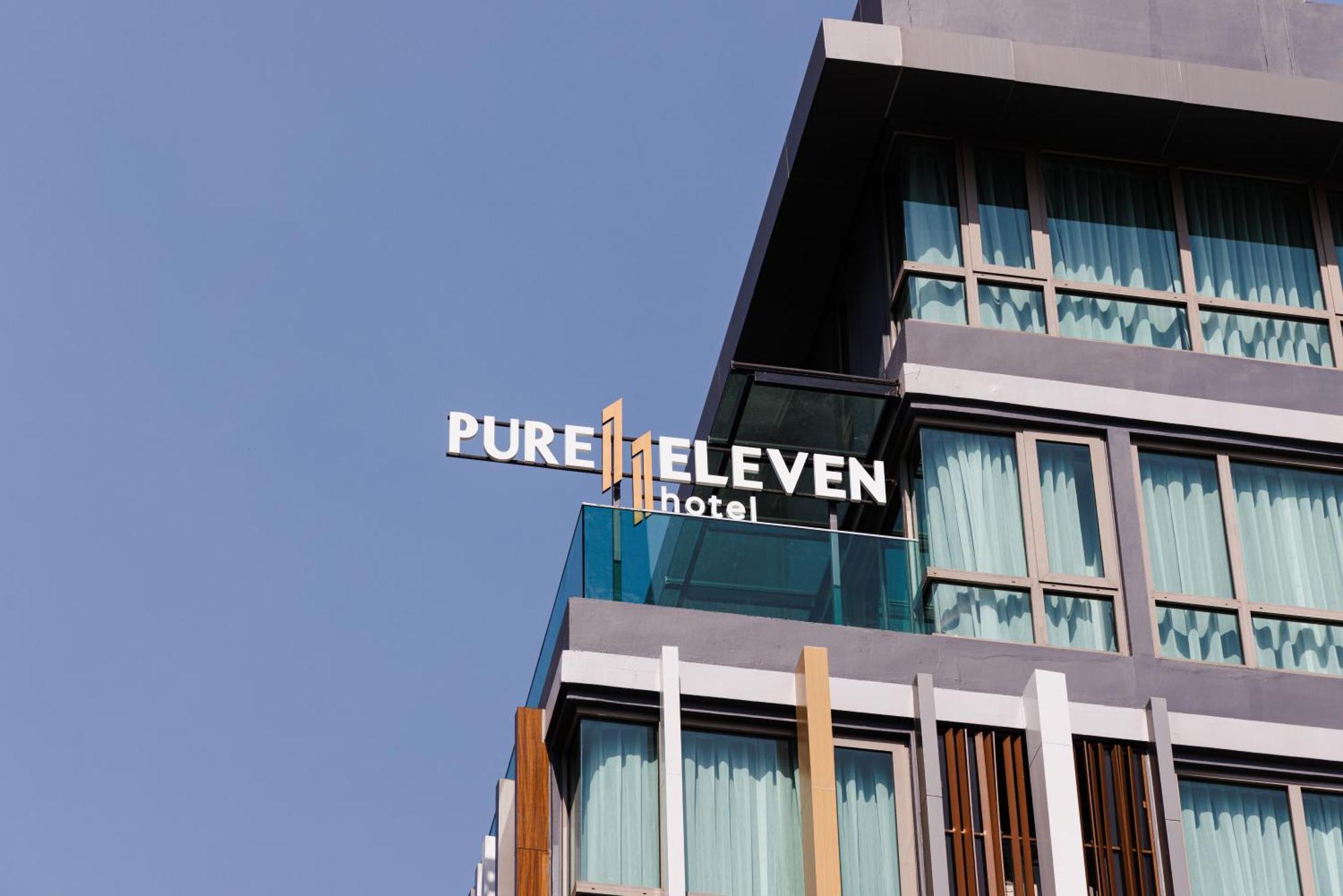 Pure Eleven Hotel Bangkok Makkasan Bagian luar foto